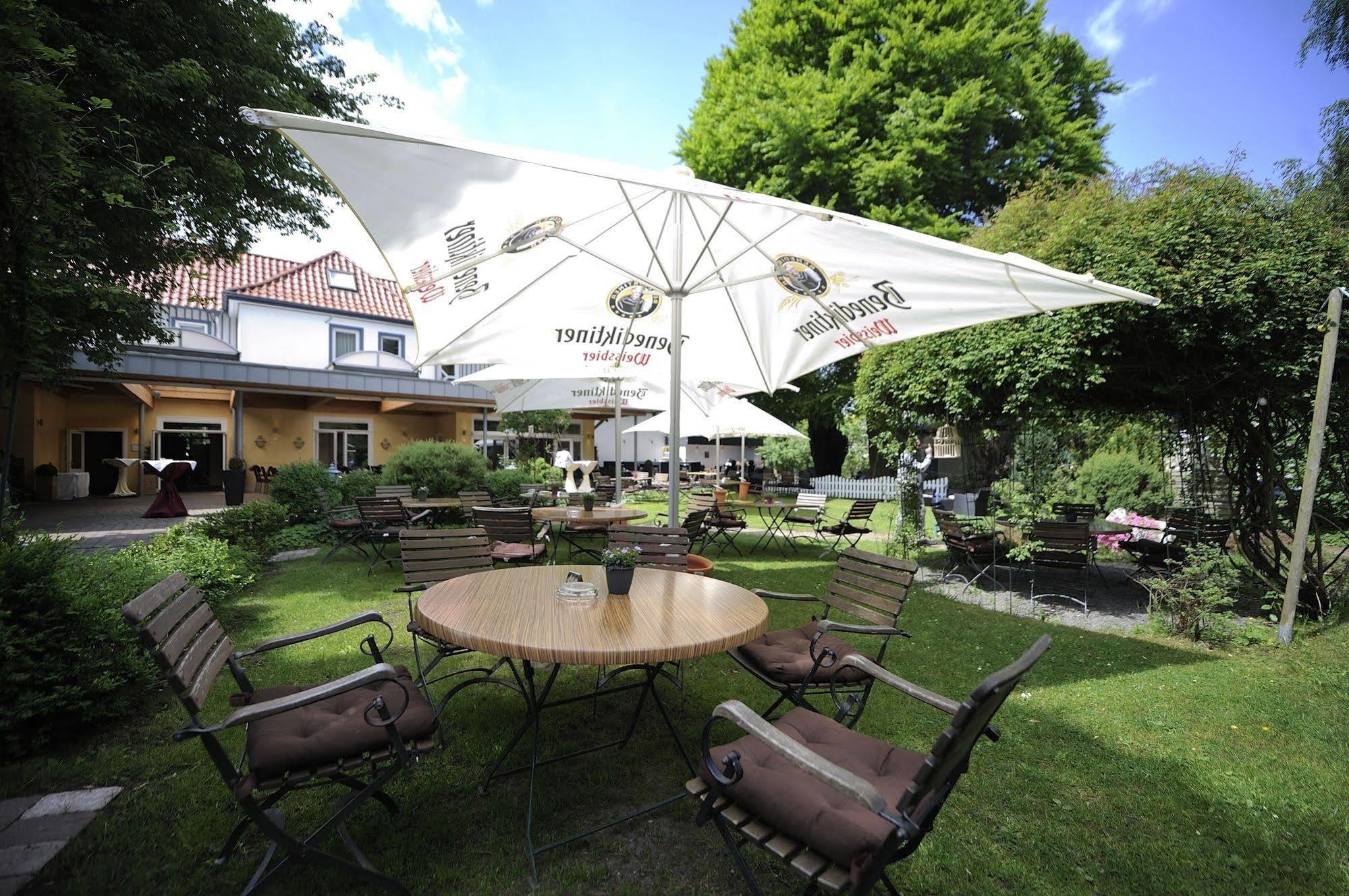 Hotel Zur Heidebluete Hambuhren Exterior photo